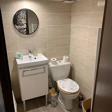 Studio Gare St Roch, Place De La Comedie & Wifi Apartamento *