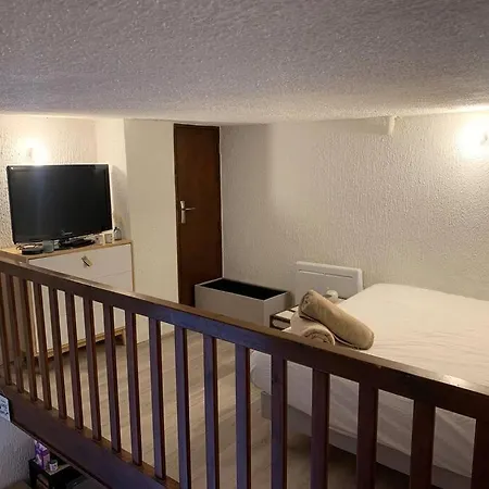 Apartment Studio Gare St Roch, Place De La Comedie & Wifi *